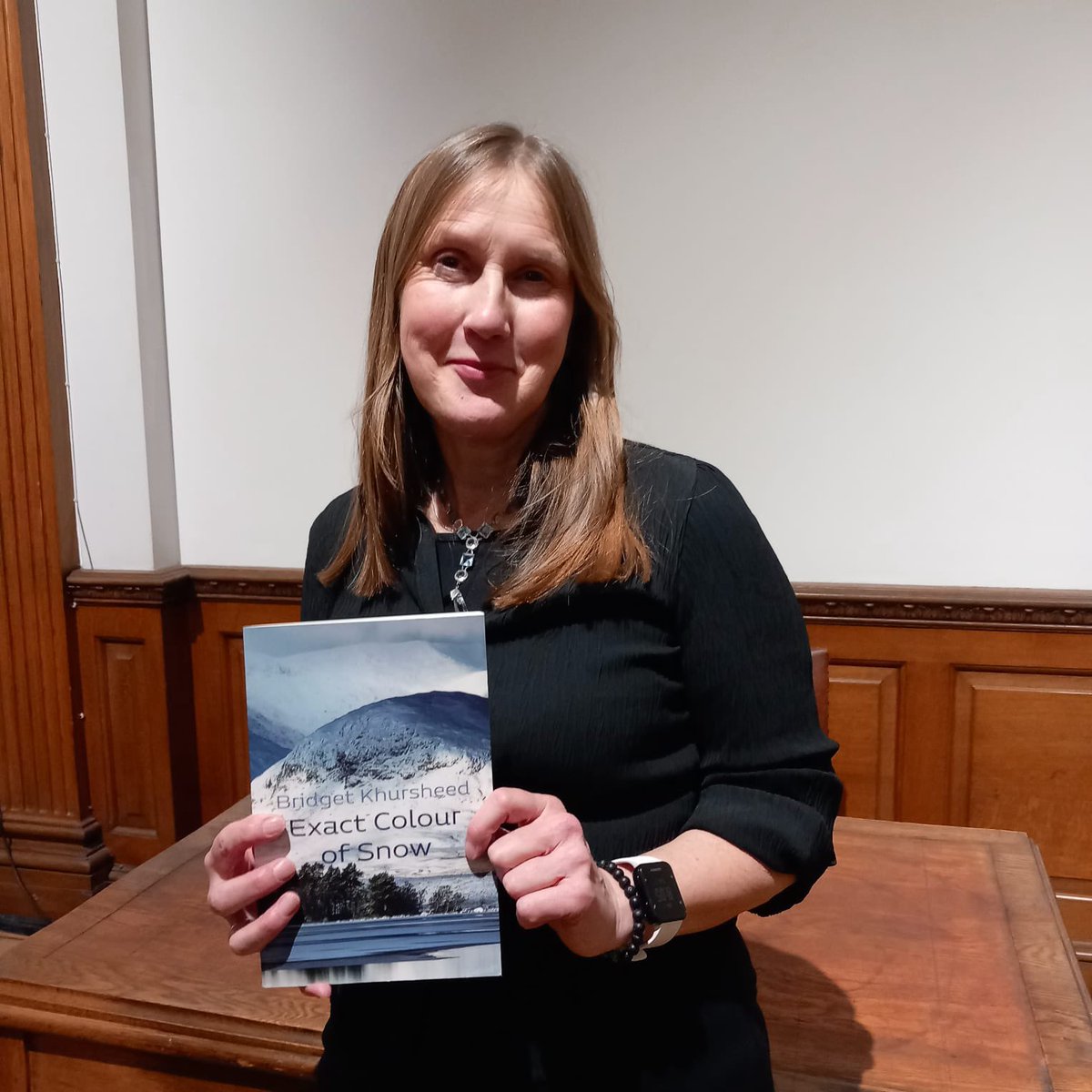 khursheb's tweet image. Launch accomplished #ExactColourOfSnow #newpoetry #poetry thank you everyone who came 💚