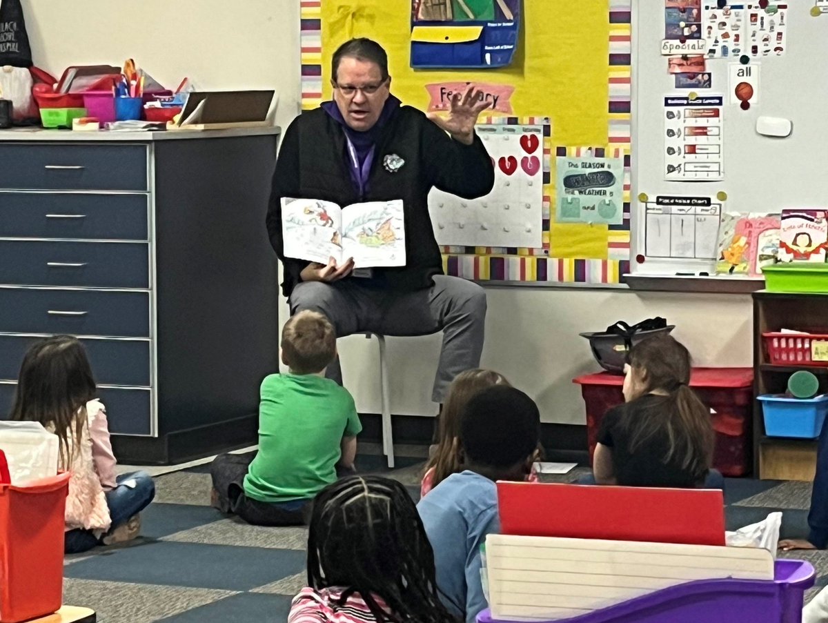 BBurgEdFdn's tweet photo. TODAY is the FIRST Annual Indiana Public Education Foundation Day!  To CELEBRATE, look at all of these smiling faces who benefit from the Real Men Read program funded by BEF and presented by LeBlanc Nettles Law and @BoultonInjury with a special grant this year from @CenterPoint. https://t.co/wojDHeefll