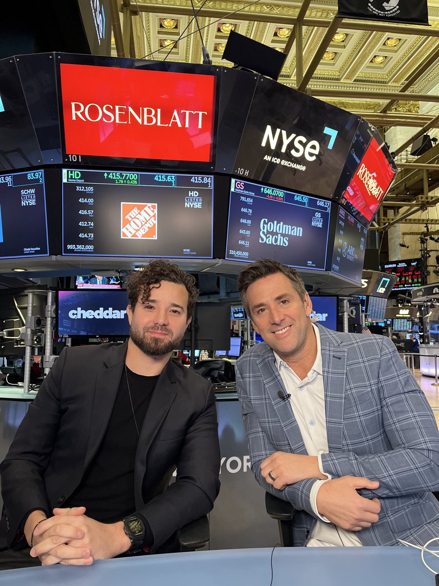 Was fun chatting about all things AI with <a href="/davebriggstv/">Dave Briggs</a> and <a href="/cheddar/">Cheddar</a> from the <a href="/NYSE/">NYSE 🏛</a>