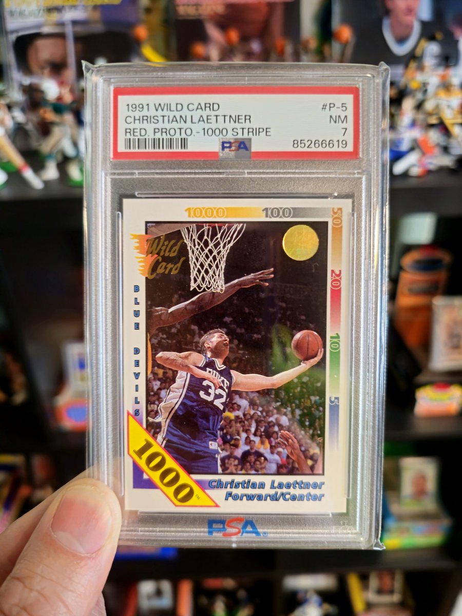 🚨 GIVEAWAY ALERT 🚨

For a chance to win this Junk Wax Hero 🤩 Christian Laettner 1991 Wild Card 1000 Stripe PSA 7

Like / Follow / Repost to Enter ♻️

Winner TBA Sunday 2/16 📢