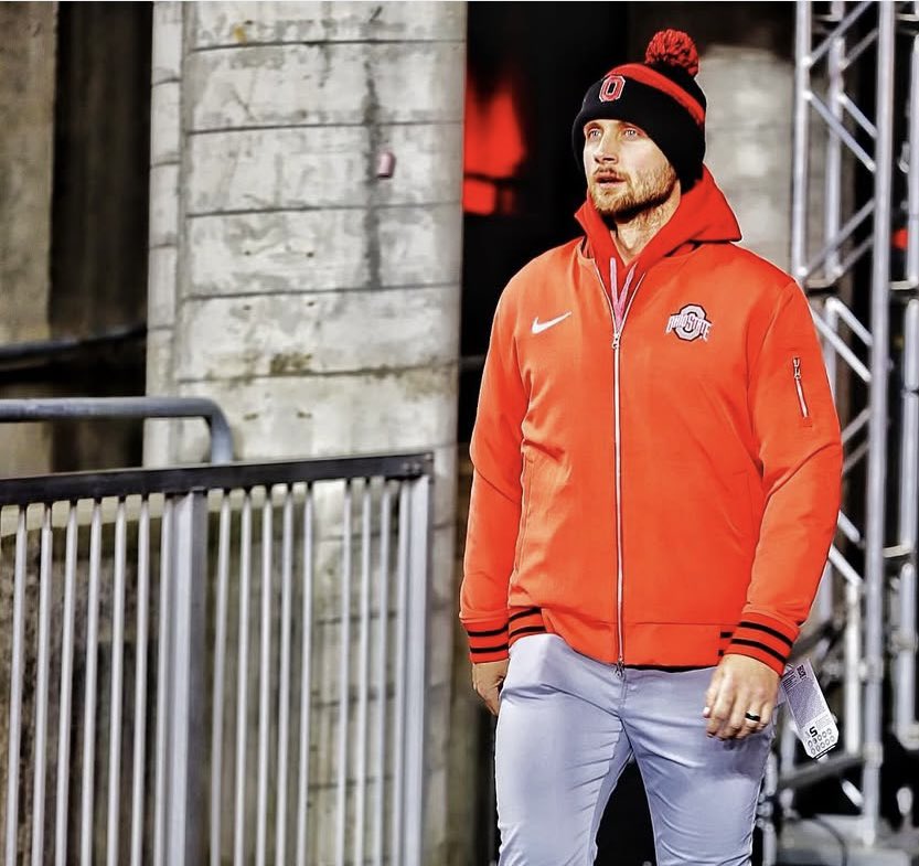 The #Raiders are expected to hire Ohio State’s Sean Binckes as a member of their offensive staff, a source tells <a href="/CBSSports/">CBS Sports</a>/<a href="/247Sports/">247Sports</a>.

Binckes worked for Ohio State the last two seasons. Prior to Ohio State, he worked at Temple and as the running backs coach at FIU.
