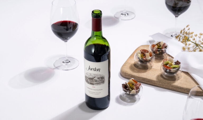 "Evolving gracefully in the glass, this Alexander Valley Cabernet will leave a lasting impression on loved ones." Thank you to Scottsdale Airpark News for featuring the 2020 Jordan Cabernet Sauvignon as a top selection for Valentine's Day. bit.ly/3Q9J4qr