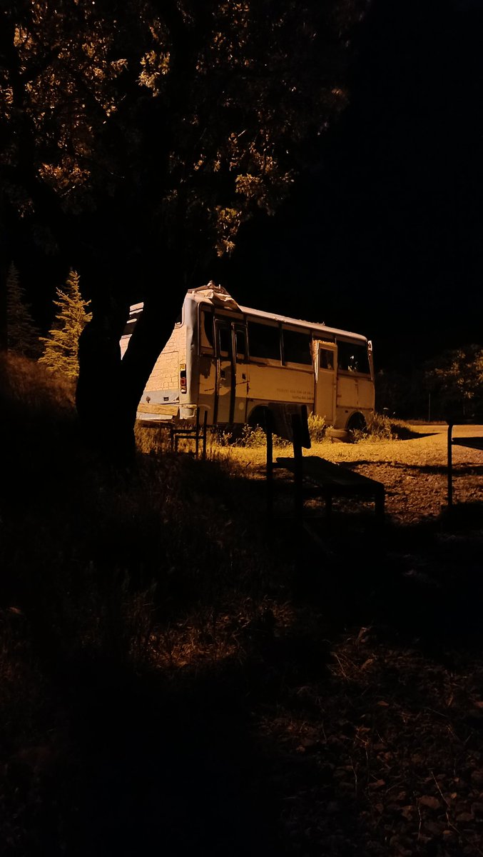 Sevdiğin biriyle  bu yerde sabaha kadar zaman geçirmek ...