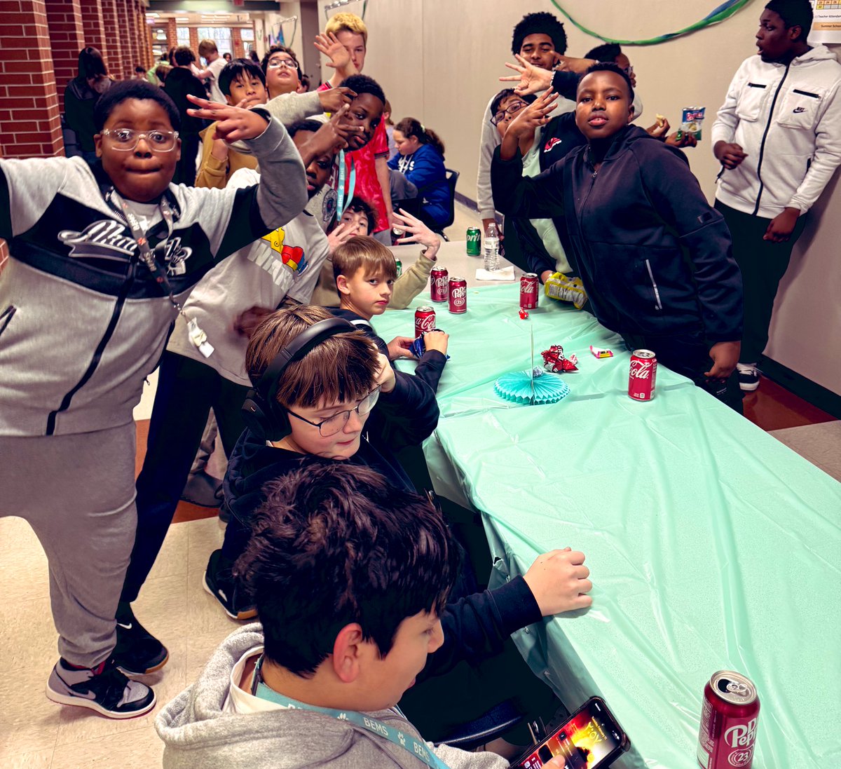 7th Grade Social Fun!!