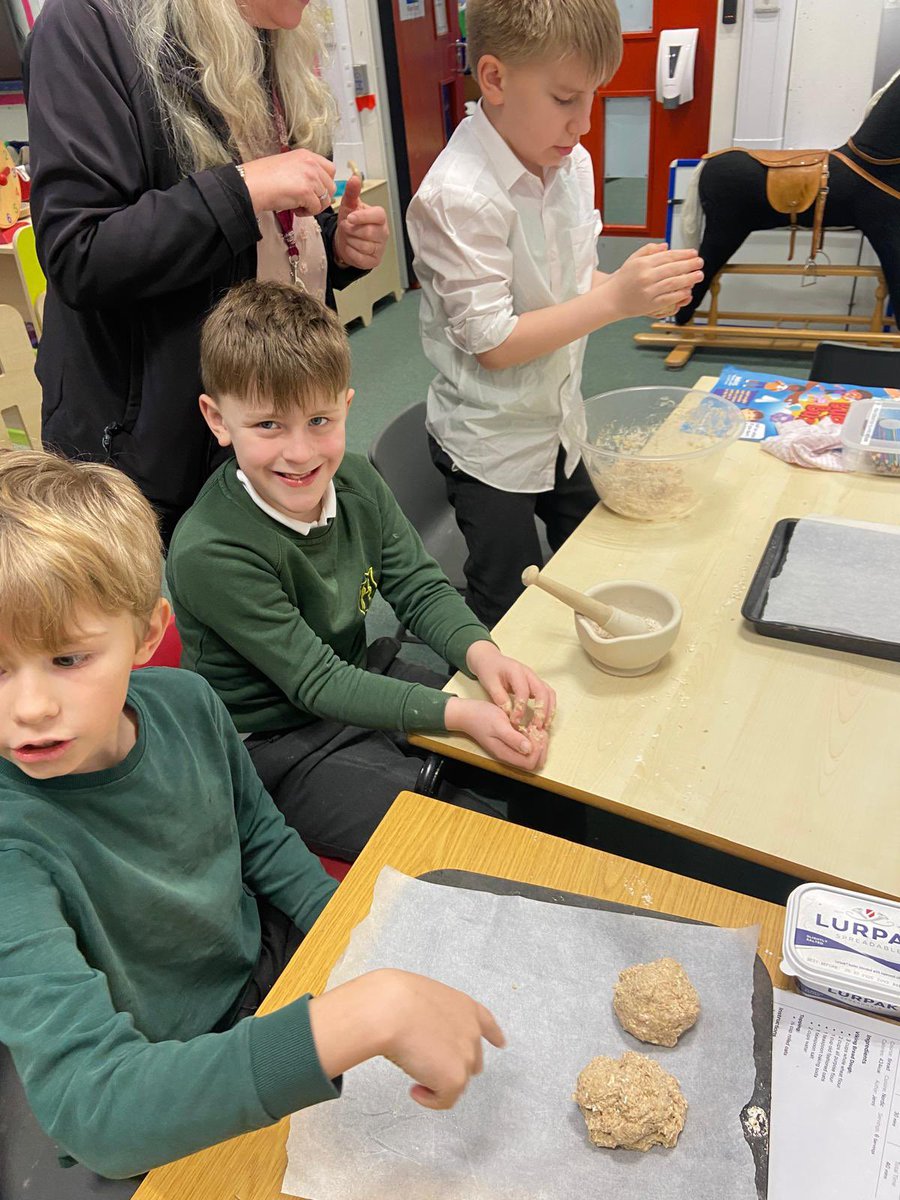 Halyrude PS tweet media