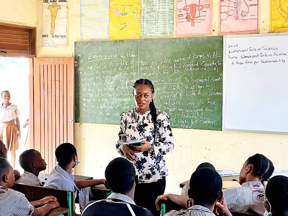 As we celebrate International Internet Safety Day, let's take a look at an outreach programme by Effutu Municipal Library. The library team visited New Winneba M/A School and conducted a learning session for 62 students, helping them explore safe online habits.