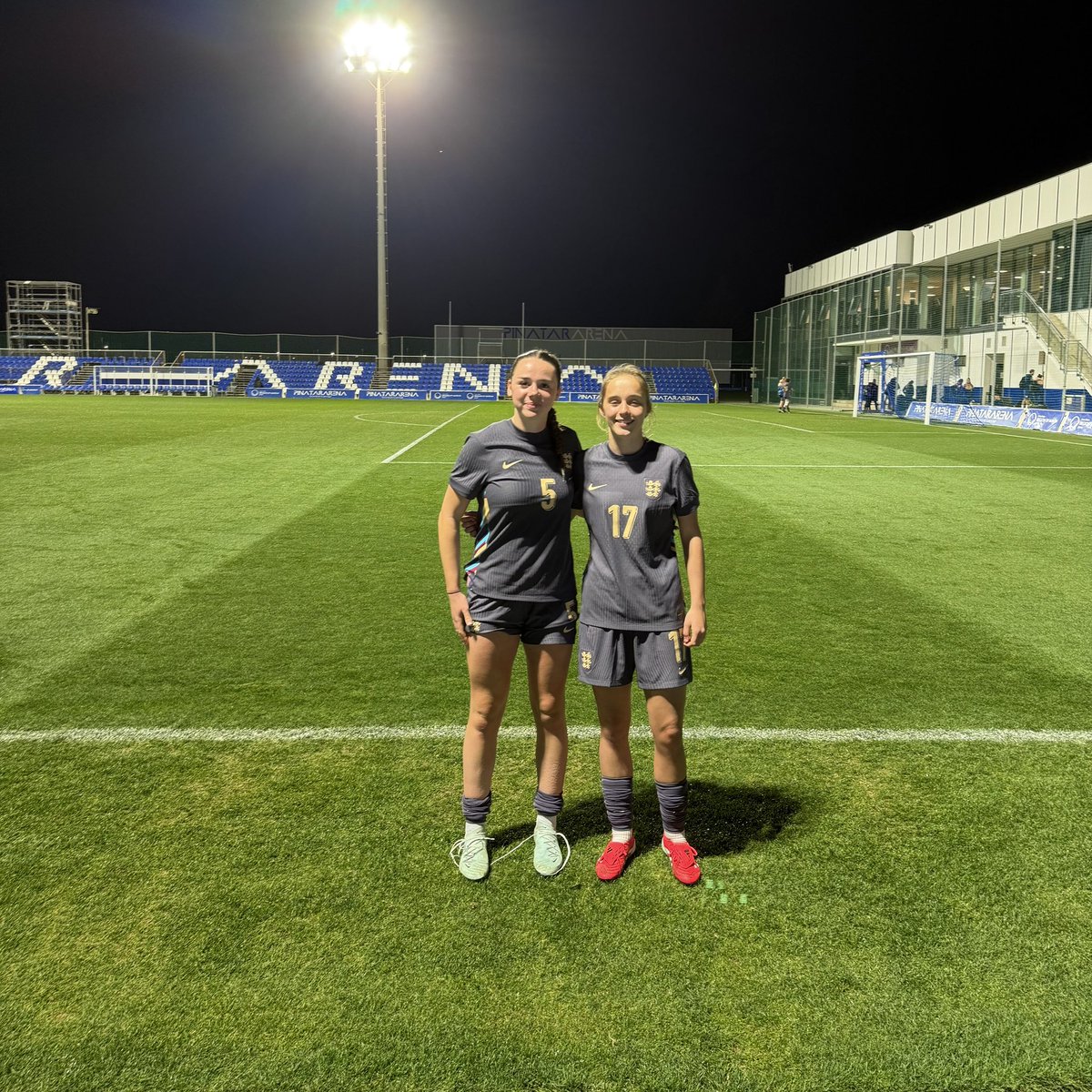 Freya Clothier (@freyaclothier) on Twitter photo Successful evening in Spain! 🇪🇸
Proud to see <a href="/integralsportsm/">Integral Sports Management</a> clients Niamh Peacock captain the team tonight along with Beau King making her international debut! 💫
England 17s 2-0 Canada 17s ✅
A solid win and clean sheet! 🙌 Successful evening in Spain! 🇪🇸
Proud to see <a href="/integralsportsm/">Integral Sports Management</a> clients Niamh Peacock captain the team tonight along with Beau King making her international debut! 💫
England 17s 2-0 Canada 17s ✅
A solid win and clean sheet! 🙌