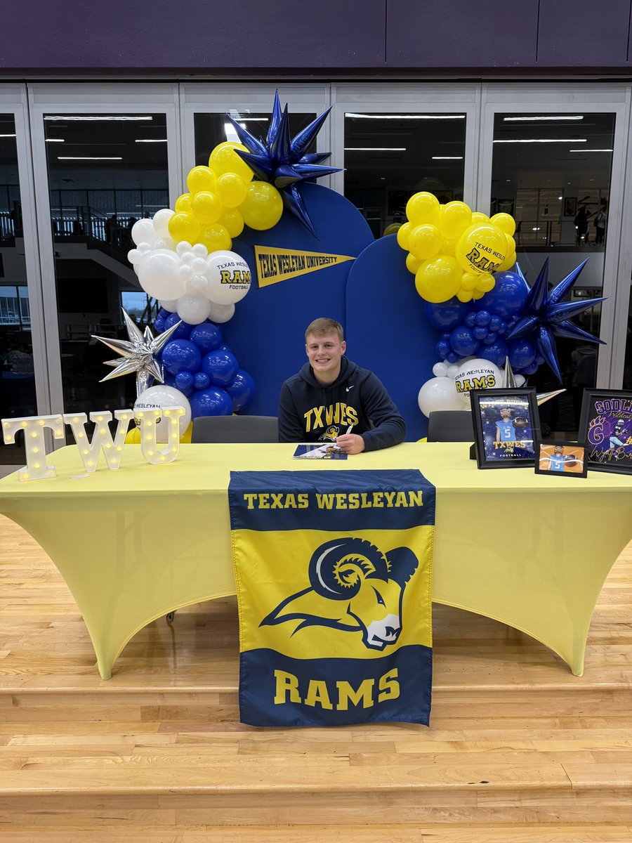 Wyatt Burke tweet media