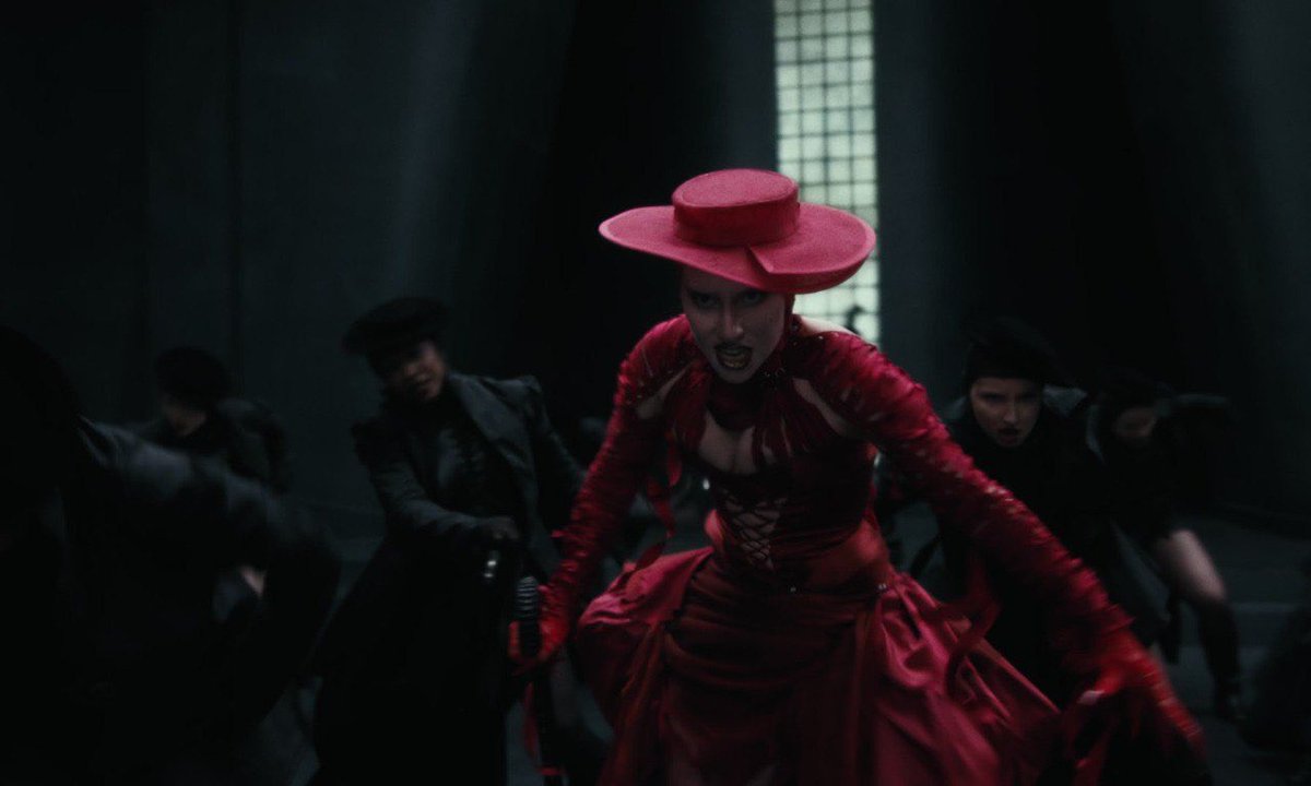 RDT Lady Gaga tweet media