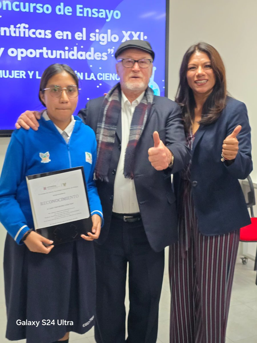 Felicitamos con orgullo a nuestra alumna Lidia Itzel Leon Hernández y su asesora Lic. Eli Gonella García Lorenzo por recibir Mención Honorífica en el 3er Concurso de Ensayos Día de la Mujer y la Niña en la Ciencia.#SomosUnEquipoTransformandoElFuturo <a href="/CECyTEHidalgo/">CECyTE Hidalgo</a> <a href="/edmundo_rmz/">Edmundo Ramírez</a>