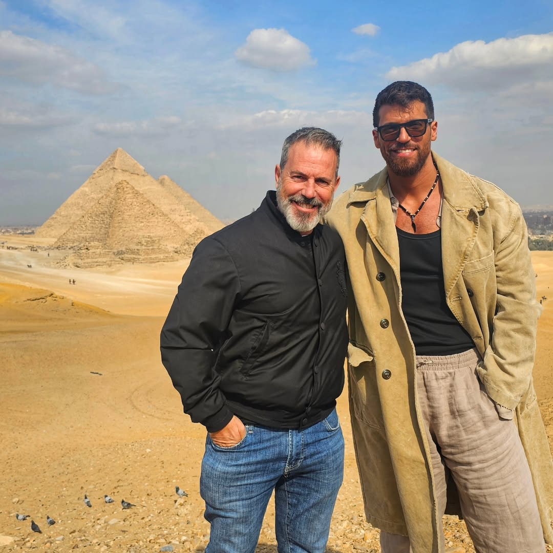 Sirio53943017's tweet photo. https://t.co/30hdQ9NJTq
#CanYaman
#IlCairo https://t.co/r9uYzJz0QH