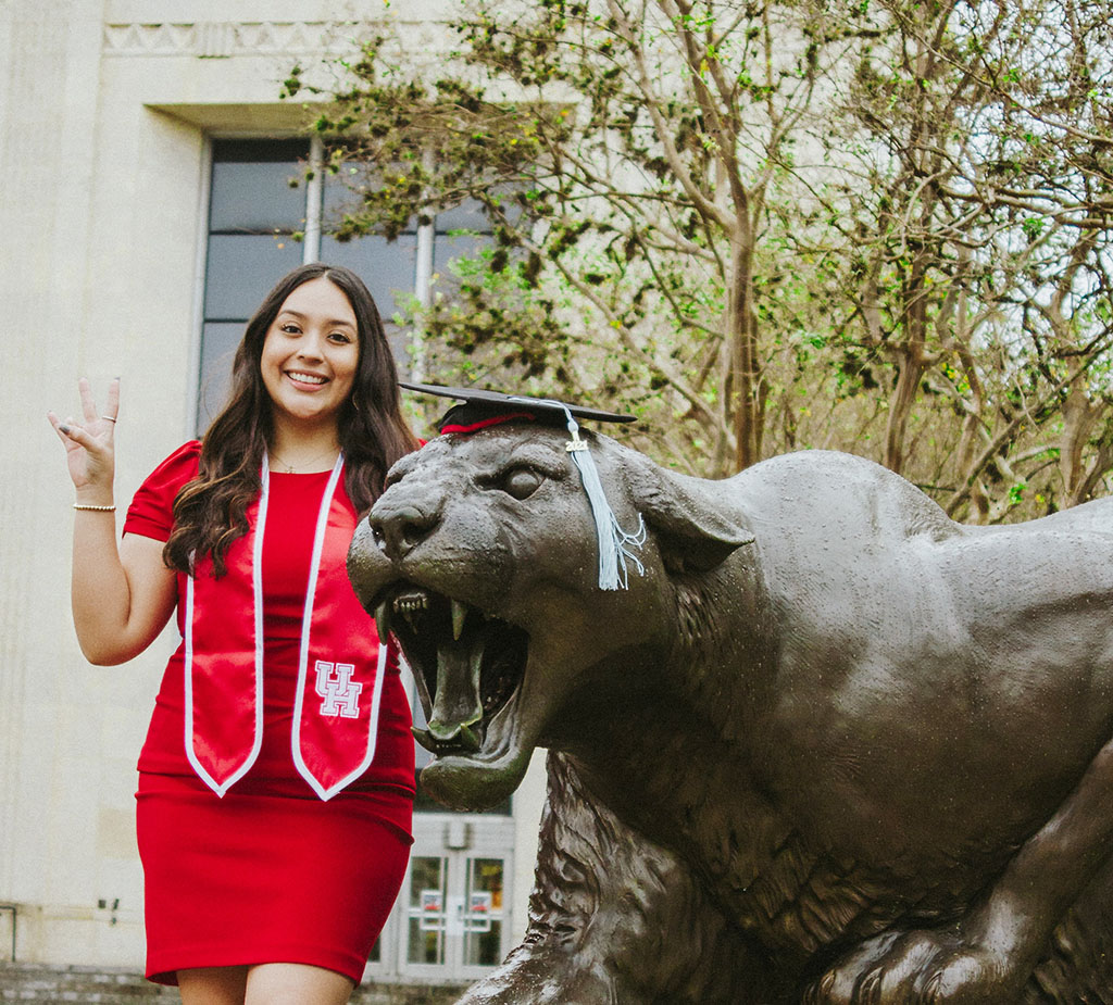 UH College of Education (@uhcoe) on Twitter photo Let’s hear it for #ForeverCoog <a href="/MsMartinezJ/">Jacqueline Martinez, M.Ed</a>! She won Teacher of the Year from <a href="/CFISDWilson/">Wilson Elementary</a>.
“I’ve always believed that teaching goes beyond just sharing knowledge,” said Martinez, a current administration and supervision M.Ed. student who earned a B.S. in teaching in 2021. Let’s hear it for #ForeverCoog <a href="/MsMartinezJ/">Jacqueline Martinez, M.Ed</a>! She won Teacher of the Year from <a href="/CFISDWilson/">Wilson Elementary</a>.
“I’ve always believed that teaching goes beyond just sharing knowledge,” said Martinez, a current administration and supervision M.Ed. student who earned a B.S. in teaching in 2021.
