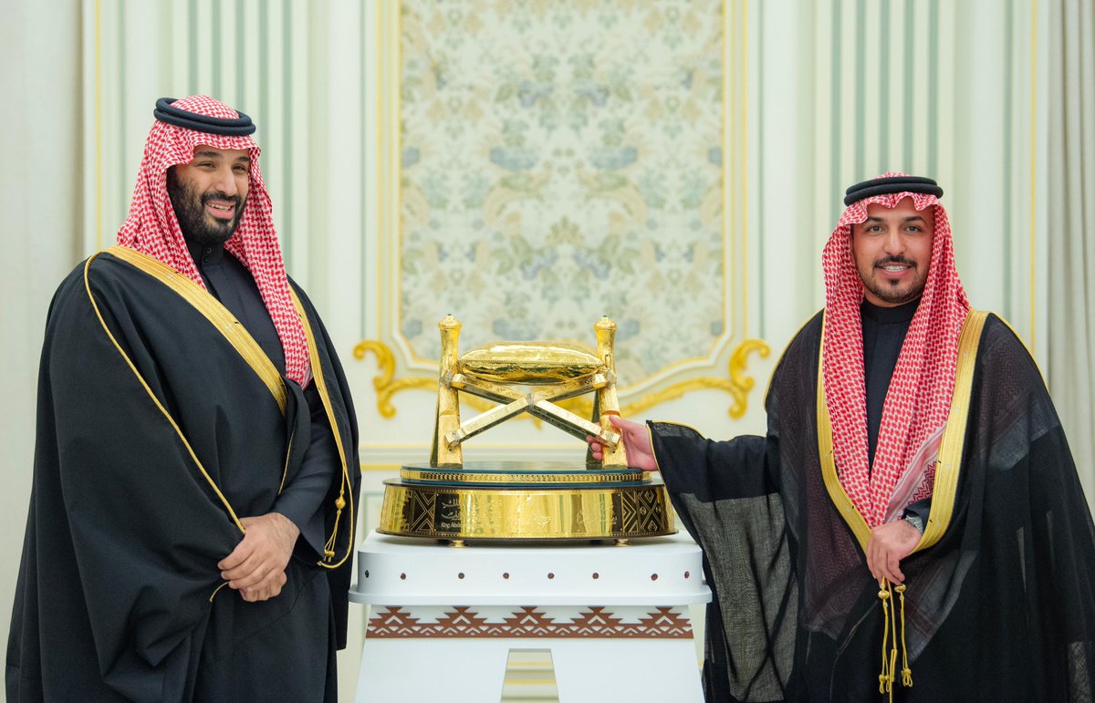 ألف ألف مبروووك 
يا #راعي_الشداد
🤩🤩🤩
تستاهل التكريم الكبير 🇸🇦 
يا أبو حمد ✈️
<a href="/ebrahim34ab/">إبراهيم بن عبدالله المهيدب</a> 

#منقية_الجزيرة 🐪
#راعي_النظر 👀