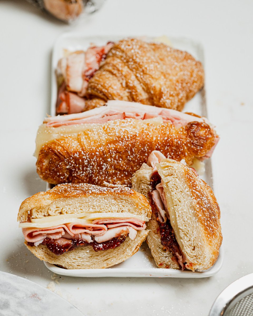 Show yourself some love this Valentine's Day and enjoy delicious bread and baked goods—just without the hidden added sugar. Here are some of our fav recipes! ☺️

💛 Whipped Ricotta Toast
💛 Chocolate Heart Sandwich
💛 Monte Cristo Sandwich

Find recipes 👉 bit.ly/3RjP8e6