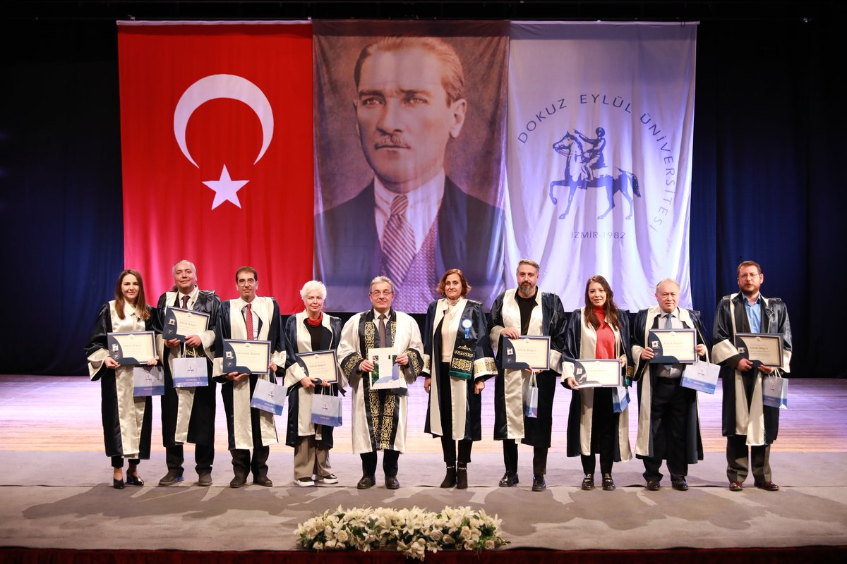 2023 ve 2024 yılında Dr. Öğr. Üy., Doçent ve Profesör kadrolarına atanan öğretim elemanlarımız ile birlikte  “Geleneksel Atananlar ve Yükselenler Töreni”ne katıldık. Rektörümüz Prof. Dr. Bayram Yilmaz'a ve Kurumsal İletişim Koord. teşekkürlerimizi sunuyoruz. <a href="/_bayramyilmaz_/">Prof. Dr. Bayram Yılmaz</a>