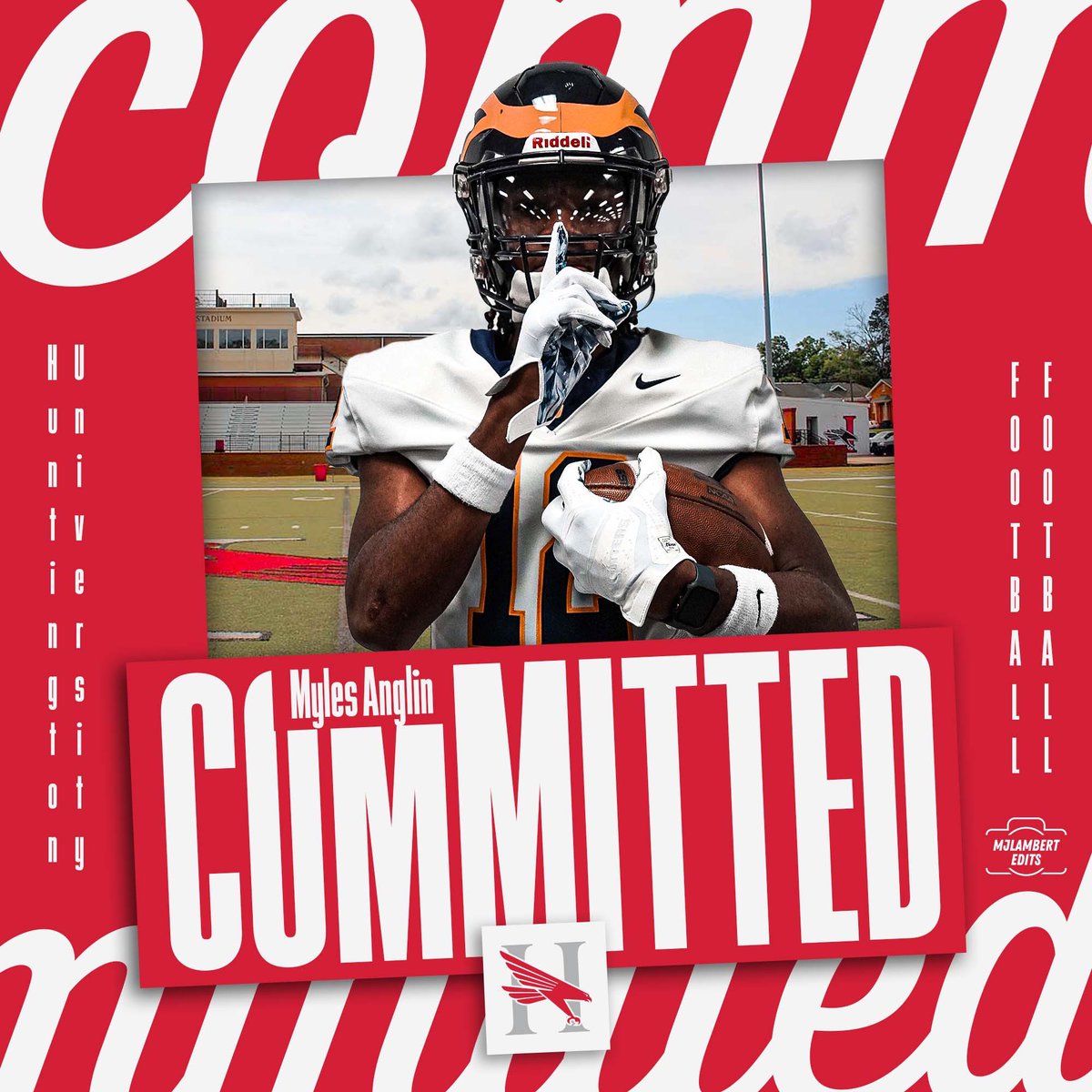 Bucks_Football1's tweet photo. Congrats to @MylesAnglin_12 and @devenchapman_ for committing to @HawksFootball. Huge get for Coach Turk and his staff. https://t.co/2bI7AtyJYO