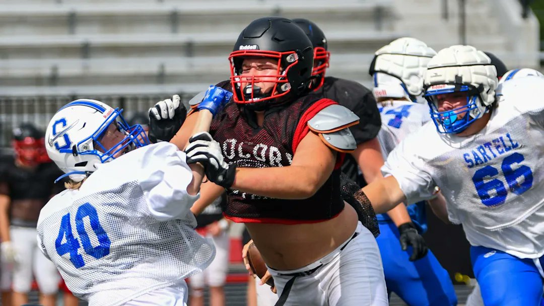 Rocori, Minnesota's Andrew Trout was one of 33 recruits invited Nike’s ‘The Next Ones’ camp during Super Bowl Weekend.

One recruiting analyst was very impressed with the #Gophers commit and said he already looks like a Big Ten OL.

Read more: si.com/college/minnes…