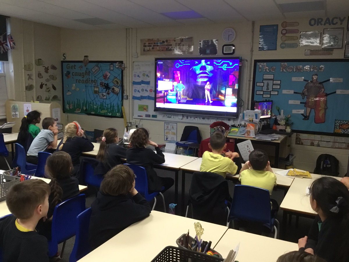 Y3Kew's tweet photo. As part of #SaferInternetDay we watched the BBC #LiveLesson today learning about how to spot scams, keep our information safe and choose strong passwords. https://t.co/b7Rg7KxWKb