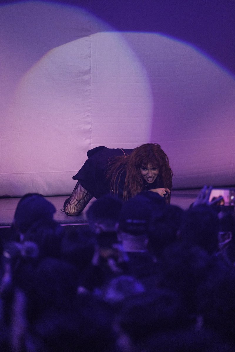 Last show in CDMX tonight Supporting @thewarningrockband at @auditoriomx !! So ready for you. We fell in love with Mexico City and made so many new friends. Thank you for your hearts and embracing us with so much love! 🖤🇲🇽🖤