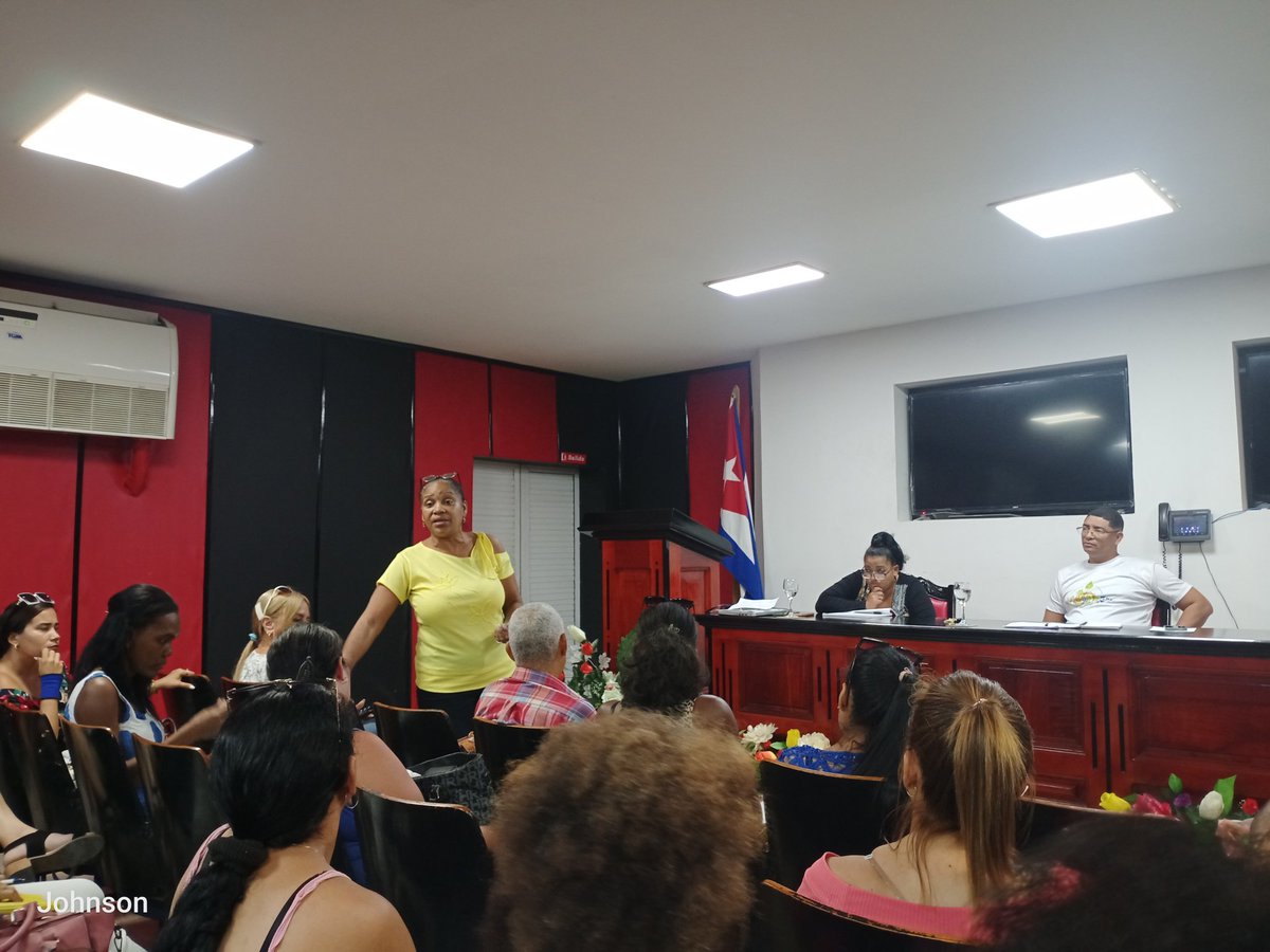 suniel_johnson's tweet photo. Plenaria Municipal del PAMI con un debate acertado y con ideas para mejores resultados en el 2025.
#APSMinsap
#SantiagoDeCuba #CubaEsSalud #SiempreSantiago #MinsapCuba #CubaCoopera
#MedicinaFamiliarUCMSC
#ComiteAcademicoMFSC #ConLaFuerzaDeLaUnidad #CubaInspira #CubaVencera https://t.co/py0ispxh0V