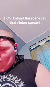 LLucindagfx's tweet photo. Behind the scene at that vtuber concert https://t.co/ypFjBh7xXf