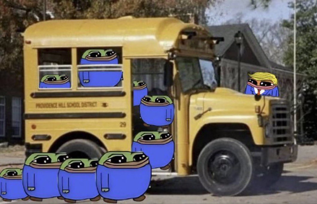 smolpepcto's tweet image. $pep taking us out the trenches