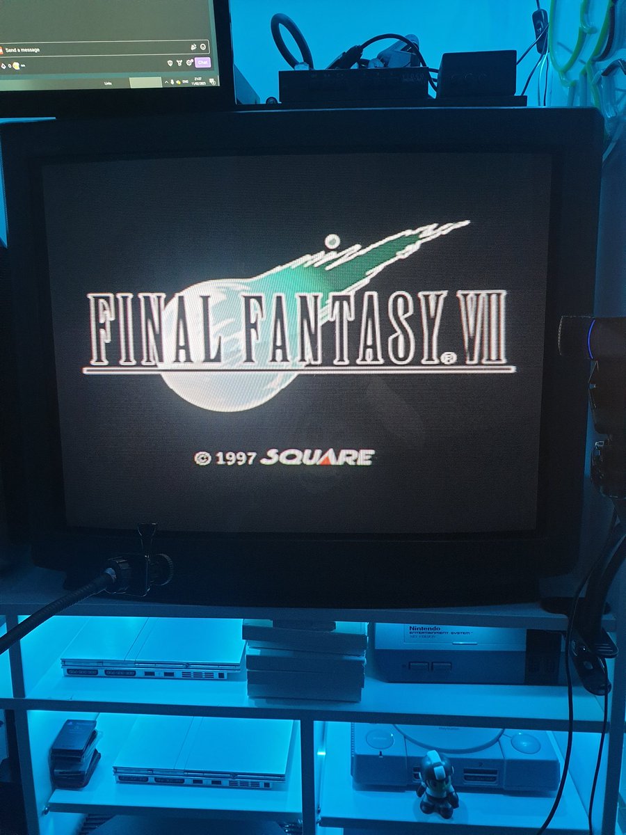 projectbeero's tweet photo. LIVE NOW - Underestimated the big 4:3 Sony for this game... it's glorious! - First Playthrough - [Original Sony Playstation Hardware + Software] 

https://t.co/TyX6c0rioV 

#sonyplaystation #ffvii #rpg #jrpg #retro #1990s #playstation #gaming #livenow #collector https://t.co/akJaufpoWt