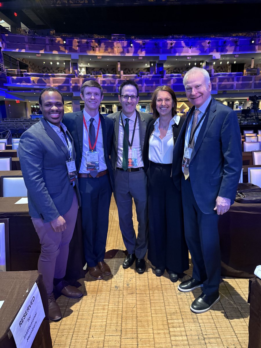 Nicholas Bartschat, MD (@nicholasbmd) on Twitter photo Congratulations to the incredible Dr. Ronald Weigel on receiving the <a href="/UnivSurg/">Society of University Surgeons (SUS)</a> Lifetime Achievement Award this morning at #ASC2025. I feel fortunate just to know Dr. Weigel, and especially to work under his mentorship in the lab! <a href="/UIowa_Surgery/">University of Iowa Surgery</a> Congratulations to the incredible Dr. Ronald Weigel on receiving the <a href="/UnivSurg/">Society of University Surgeons (SUS)</a> Lifetime Achievement Award this morning at #ASC2025. I feel fortunate just to know Dr. Weigel, and especially to work under his mentorship in the lab! <a href="/UIowa_Surgery/">University of Iowa Surgery</a>