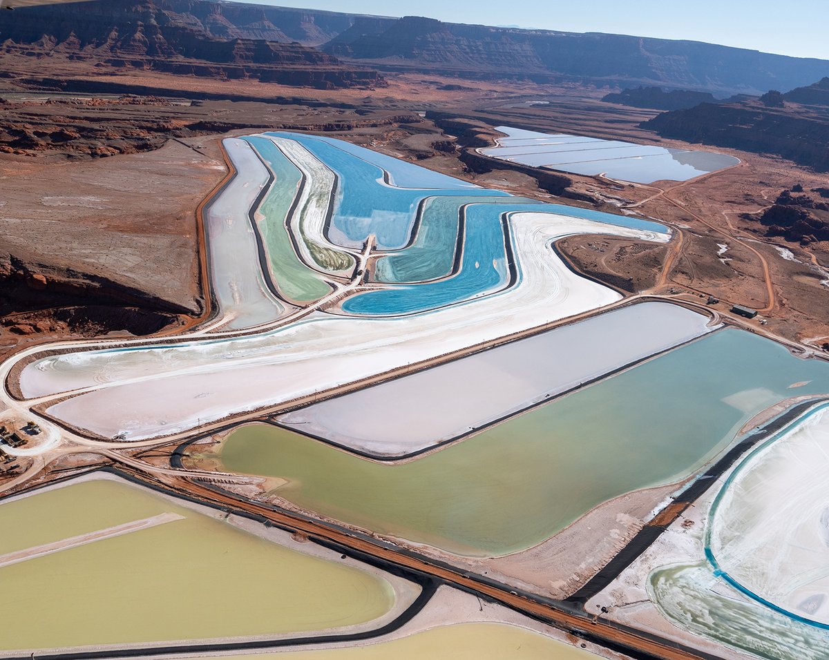 What does conservation look like from above? A recent LightHawk flight gave <a href="/RigToFlip/">Rig to Flip</a>, Living Rivers &amp; Colorado RiverKeeper a breathtaking view of Utah’s redrock landscapes—places at risk from industrial development.(1/2)