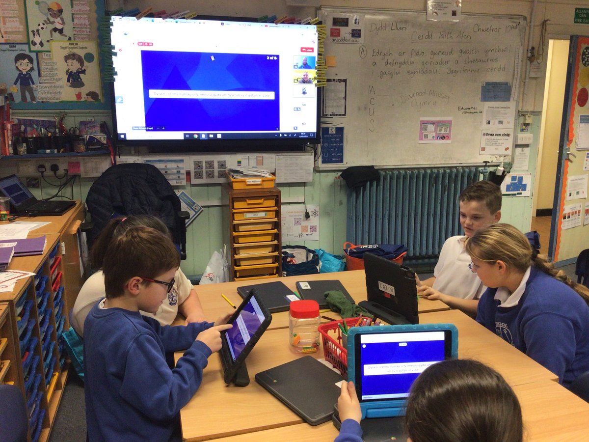 pantpastynog's tweet image. Roedd Bl5a6 wedi mwynhau gwrando a chymryd rhan yn gwasanaeth #DiogelwchYWe heddiw.Diolch @e_sgol am rannu neges bwysig.Y5&amp;amp;6 pupils enjoyed listening and taking part in today&apos;s #SaferInternetDay assembly. It’s important to keep safe online and be wary of scammers👏💻@Technocamps