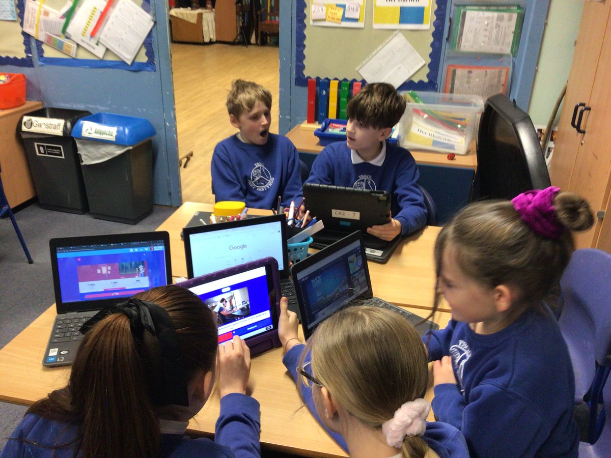 pantpastynog's tweet image. Roedd Bl5a6 wedi mwynhau gwrando a chymryd rhan yn gwasanaeth #DiogelwchYWe heddiw.Diolch @e_sgol am rannu neges bwysig.Y5&amp;amp;6 pupils enjoyed listening and taking part in today&apos;s #SaferInternetDay assembly. It’s important to keep safe online and be wary of scammers👏💻@Technocamps