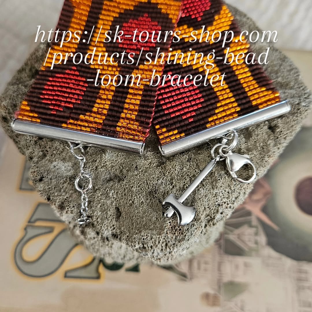 Valentine's Day!!!
The ax charms finally arrived!  Is it weird that they are sooo cute?!
sk-tours-shop.com/prod.../shinin…