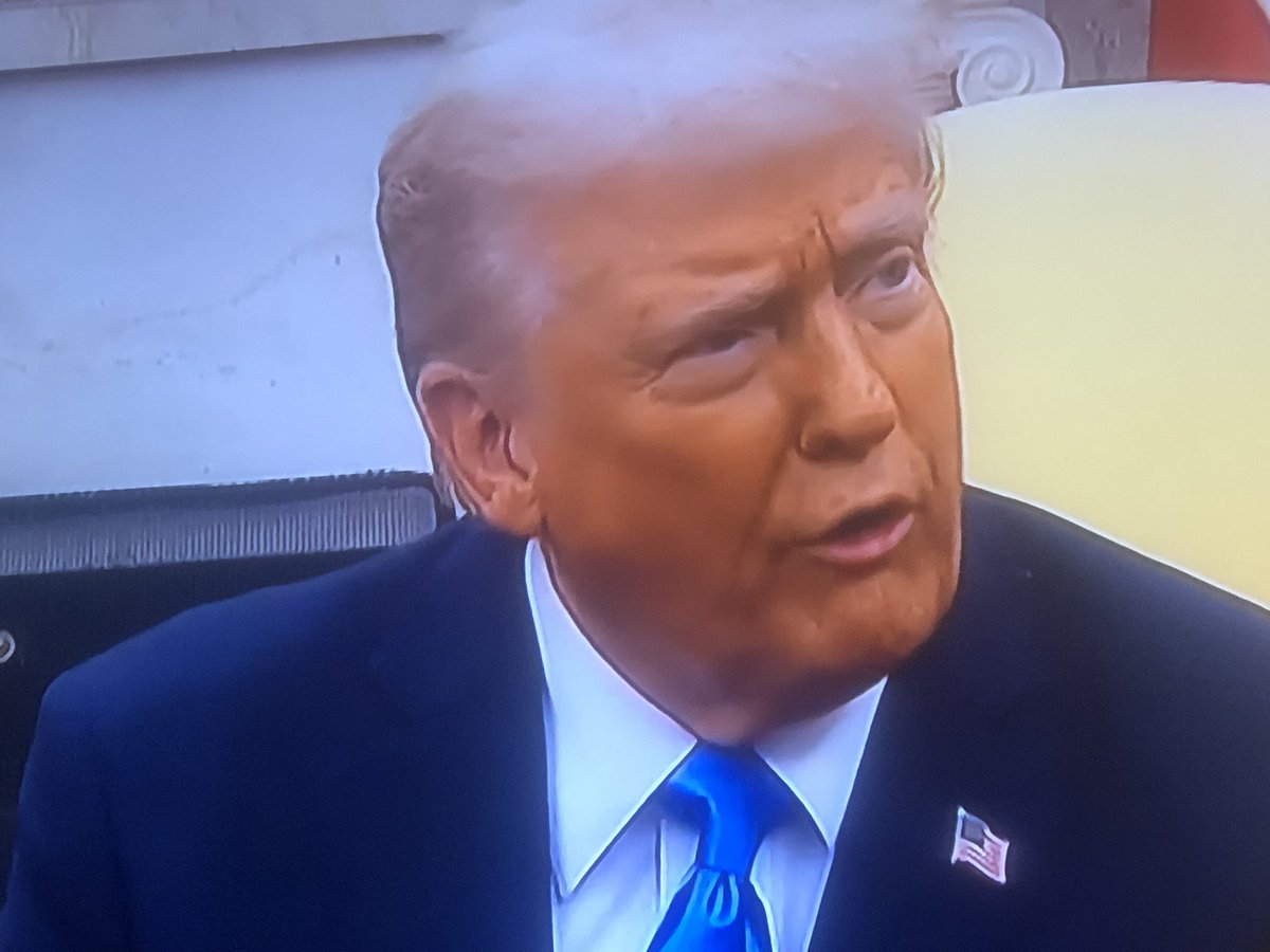 BernardMcEldown's tweet photo. Look at all that shit on his face??
How can anyone take such a vain man seriously ?
#ShitFace
#Trump
@BBCNews https://t.co/wO0H3grKDg