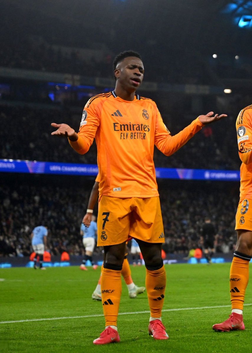 Vinícius Júnior vs Manchester City:

• 90 minutes
• 2 assists
• 3 dribbles completed
• 1 shot in the bar
• 5 chances created
• 2 big chances created

Stop crying your heart out. 🤫🤫