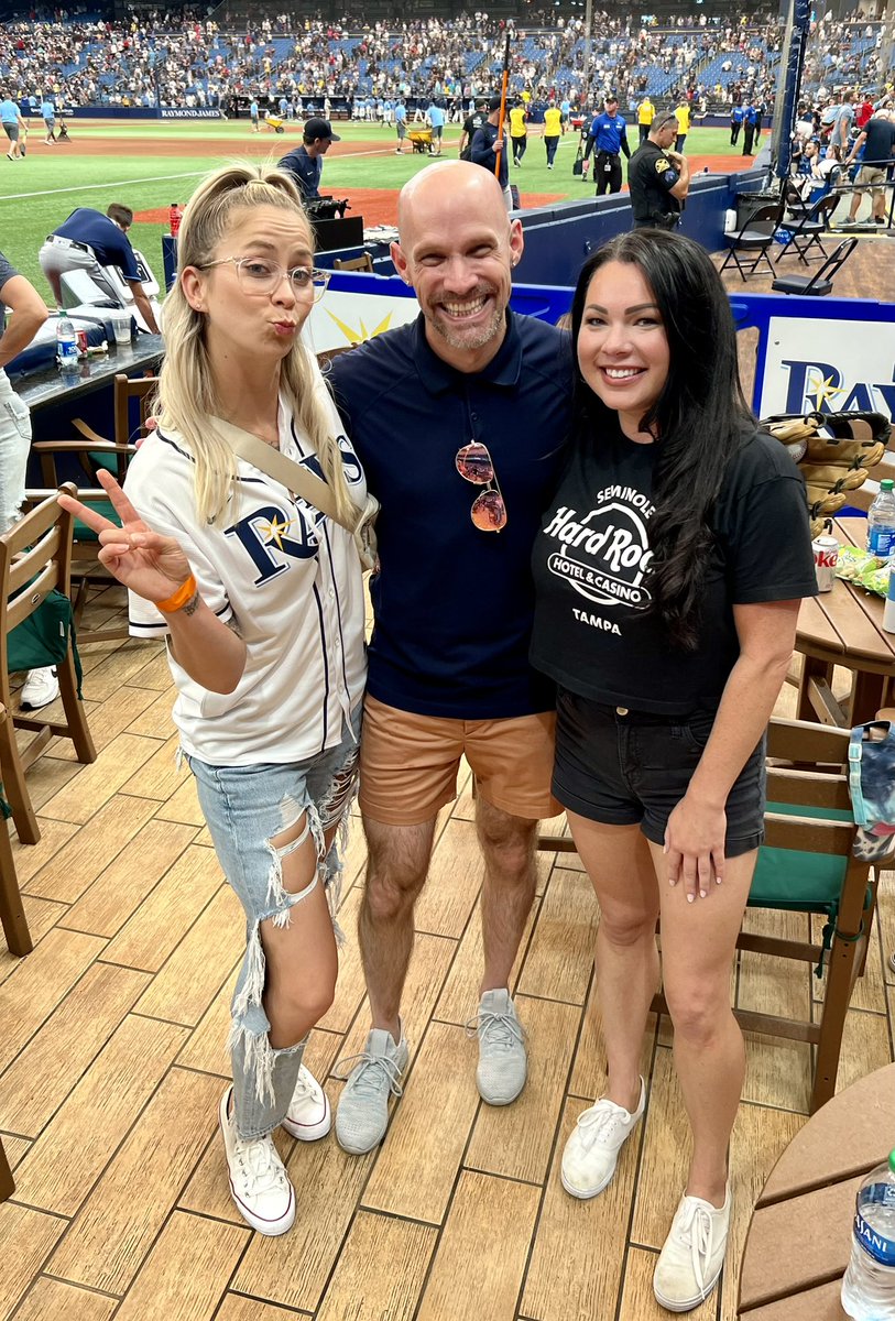 Happy birthday to not only the PR QUEEN 👑 but to someone that Tampa Bay is lucky to have in our lives.. <a href="/DarienShirley/">Darien 👑</a>!!! HAPPY BIRTHDAY! Hope you have a birthday week as amazing as you are!! 💜 (and miss yoooou <a href="/Saracoulter23/">Sara Coulter</a>)