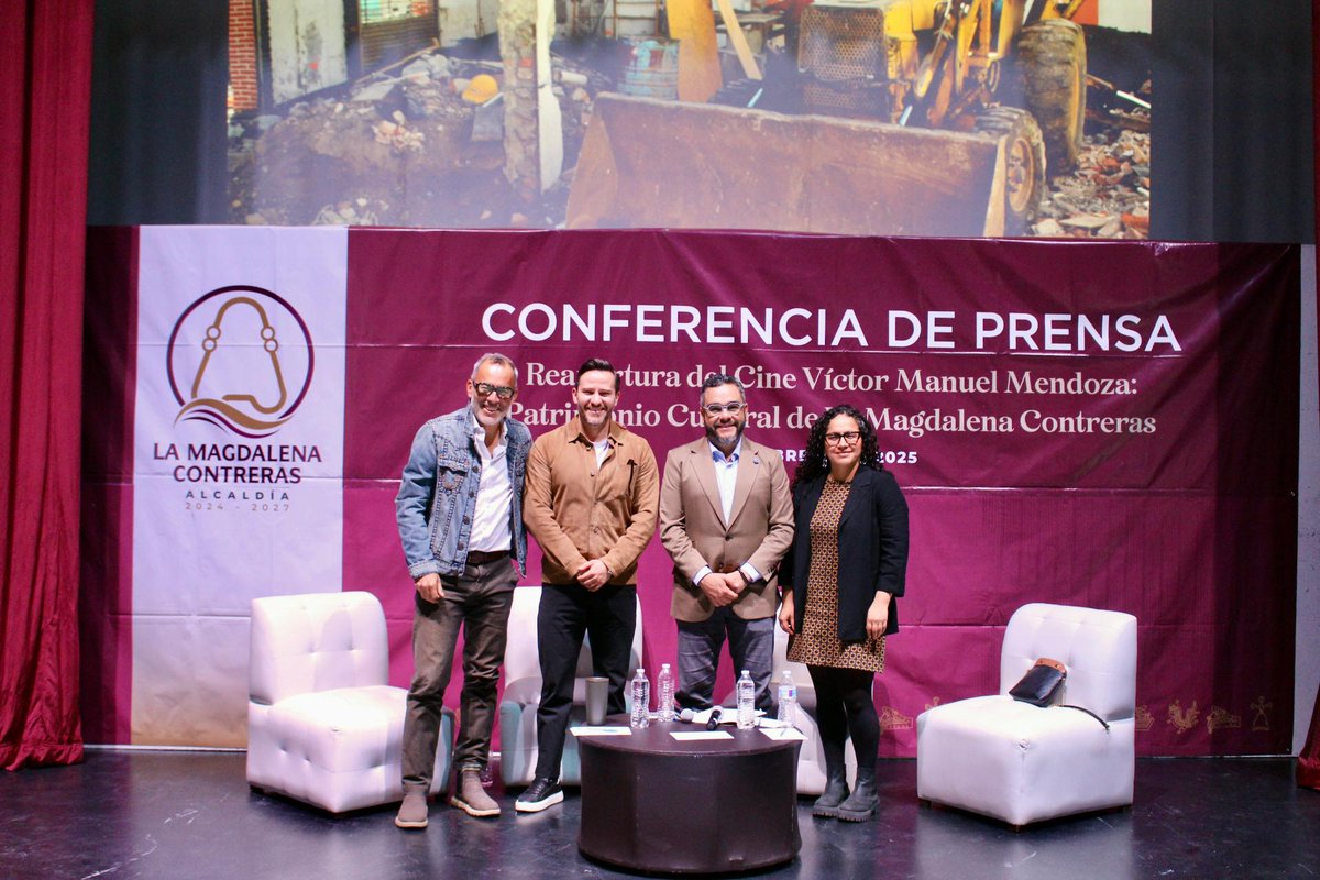 CFilmaCDMX's tweet photo. ¡Cácaro!
Hoy se realizó la conferencia de prensa en la que se anunció la reapertura del cine “Víctor Manuel Mendoza” en @ALaMagdalenaC , que inicia actividades este viernes 14 de febrero, además del regreso del programa “Cine en la Ciudad”.

#EnCDMXSíCFILMA
@CulturaCiudadMx 
@procine_oficial