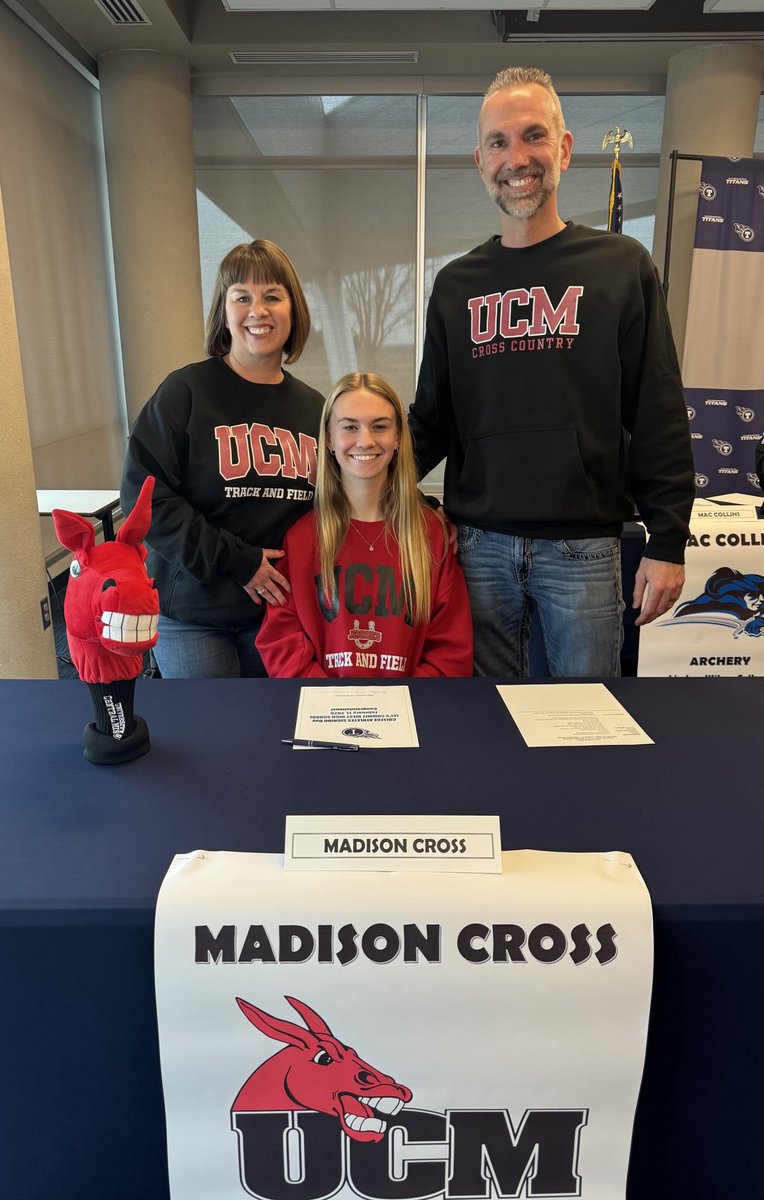 LSWGirlsTF's tweet photo. Congratulations to Madison Cross for making it official!  ⁦@madisoncross_⁩ ⁦@UCMTF⁩ https://t.co/TlOygo9qfo