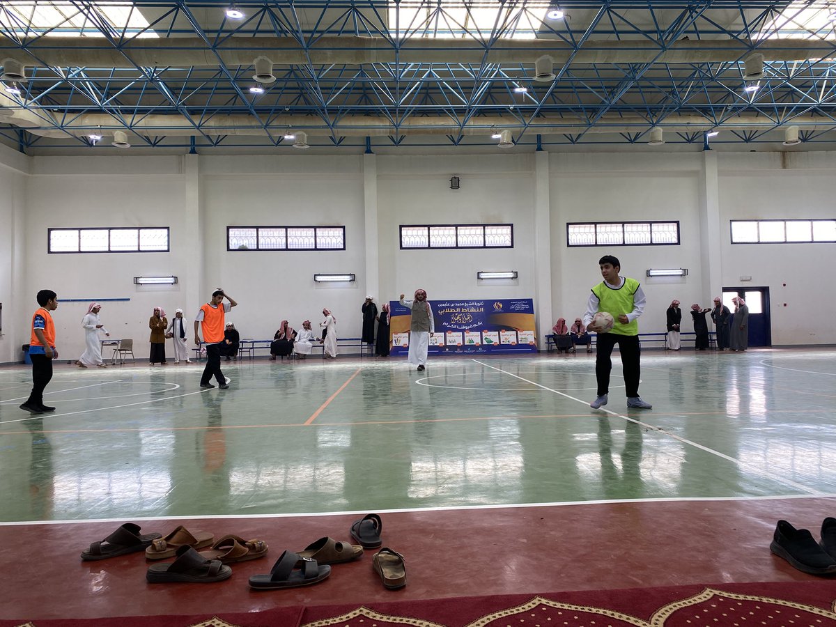 MWXY64's tweet photo. بحضور  المشرف الزائر الدكتور / هذال إبراهيم ال صقر 
للدوري الرياضي بعنوان (يوم التأسيس )

#تعليم_وادي_الدواسر
#يوم_التأسيس 
#وزارة_التعليم https://t.co/FTBgbAdHTe