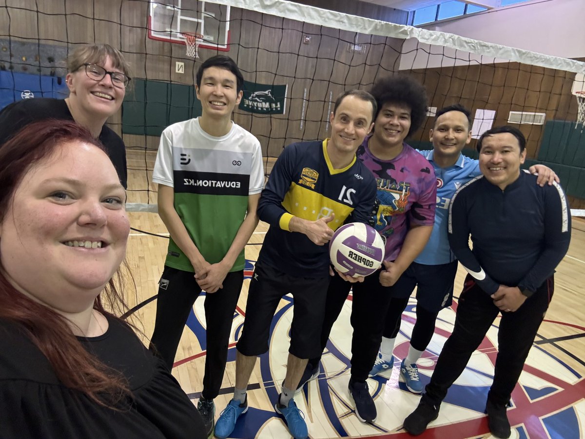 MrDuman10's tweet photo. First ever volleyball game among our staff @csasyracuse . Thanks for organizing, Mr. D.
@baglan88 @nycharterassoc @CharterEmpire https://t.co/8epbig2HTy