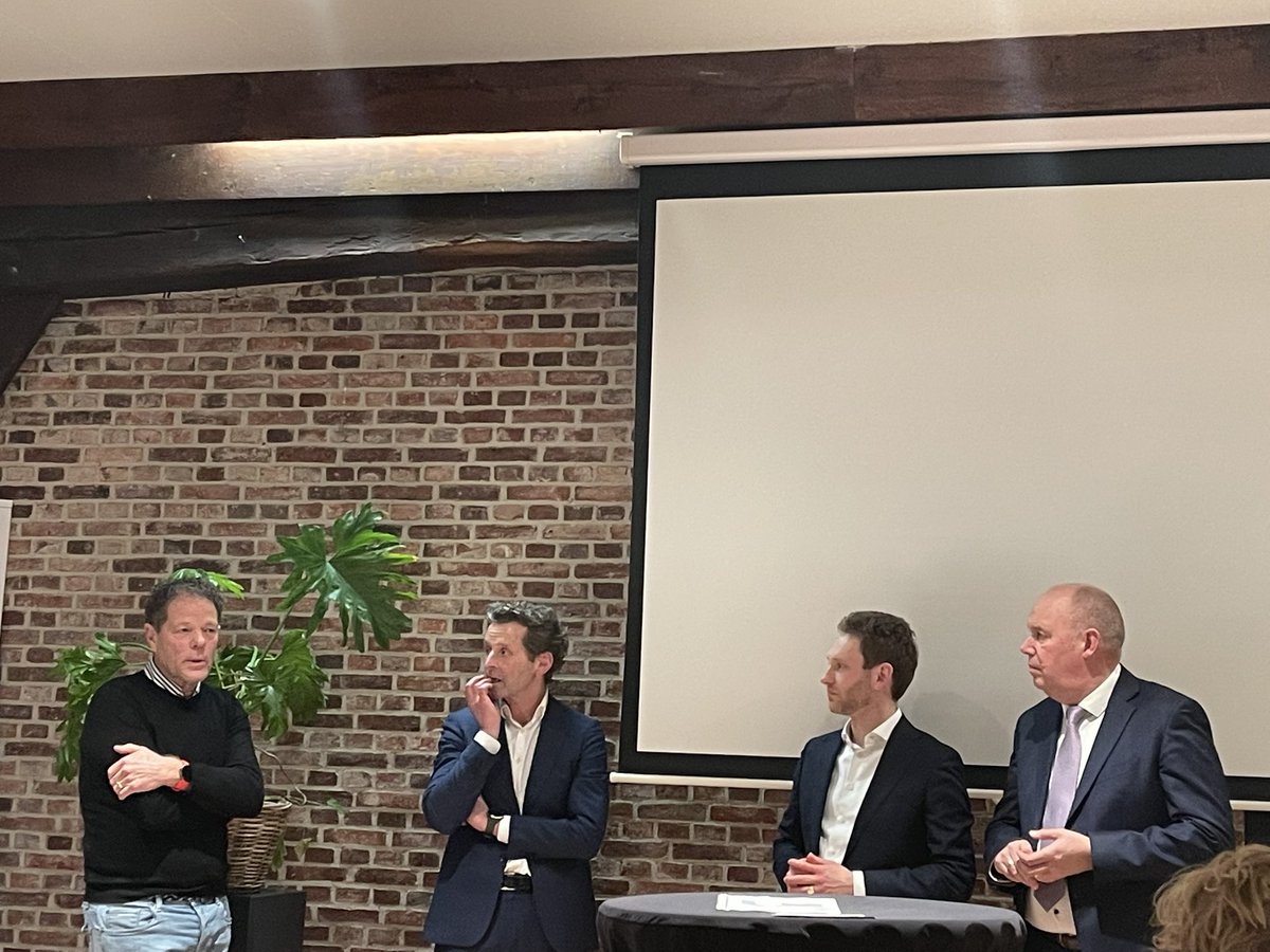 ChristenUnie Ommen (@cuommen) on Twitter photo Na de ALV een goed gesprek over energie opwek met <a href="/tennet_nl/">TenneT Netherlands</a> , de lokale energiecoöperatie <a href="/Vechtdalstroom/">Vechtdalstroom Ommen</a> raadslid <a href="/GJEkkelkamp/">Gerrit Jan Ekkelkamp</a> en wethouder <a href="/BoermanBert/">Bert Boerman</a>. Conclusie samen (lokaal) moeten we er werk van maken! Na de ALV een goed gesprek over energie opwek met <a href="/tennet_nl/">TenneT Netherlands</a> , de lokale energiecoöperatie <a href="/Vechtdalstroom/">Vechtdalstroom Ommen</a> raadslid <a href="/GJEkkelkamp/">Gerrit Jan Ekkelkamp</a> en wethouder <a href="/BoermanBert/">Bert Boerman</a>. Conclusie samen (lokaal) moeten we er werk van maken!