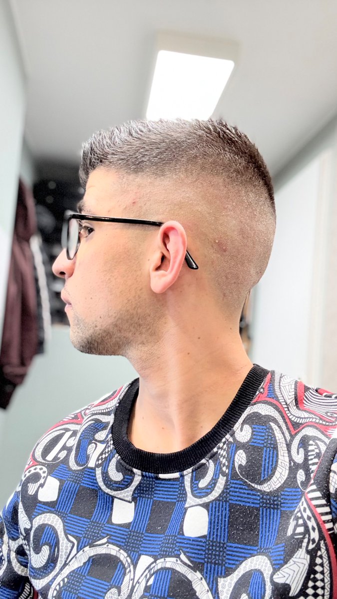 SpiderTutu's tweet photo. #Premuim #barbershop Colmar https://t.co/bvtBh5BxEB