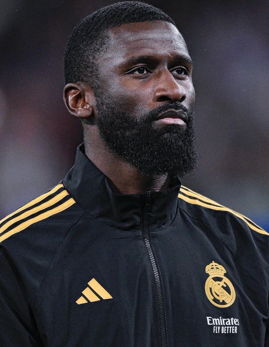 FabrizioRomano's tweet photo. 🚨⚪️ Ancelotti: “Toni Rüdiger and David Alaba should be BACK available for the second leg”.

“We need them”, says via @MarioCortegana. https://t.co/1U3GH21ucH