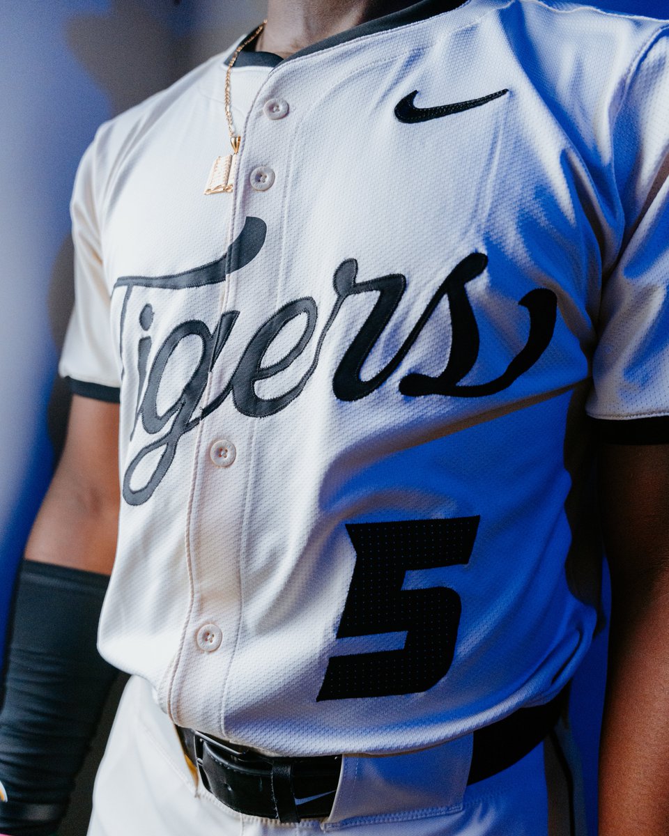 📸Look good, feel good, play good!

#𝙈𝙞𝙯𝙯𝙤𝙪𝙉𝙊𝙒 | 🐯⚾️