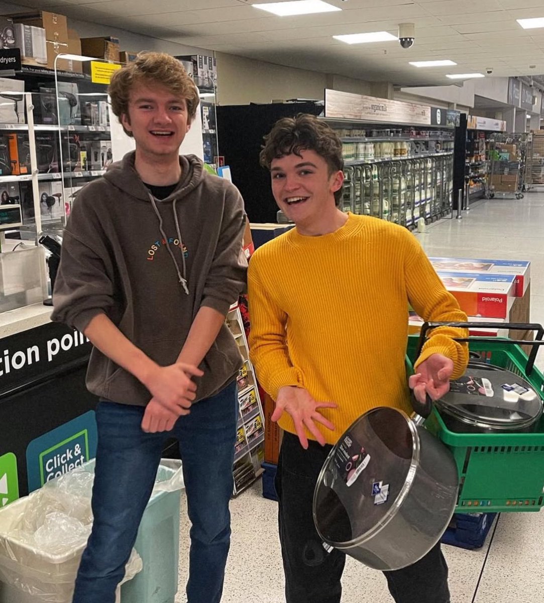 adam mcintyre tweet media