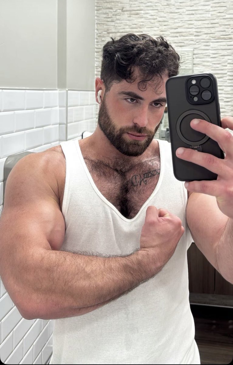 MACHO💪 let me be your sexy man for the night