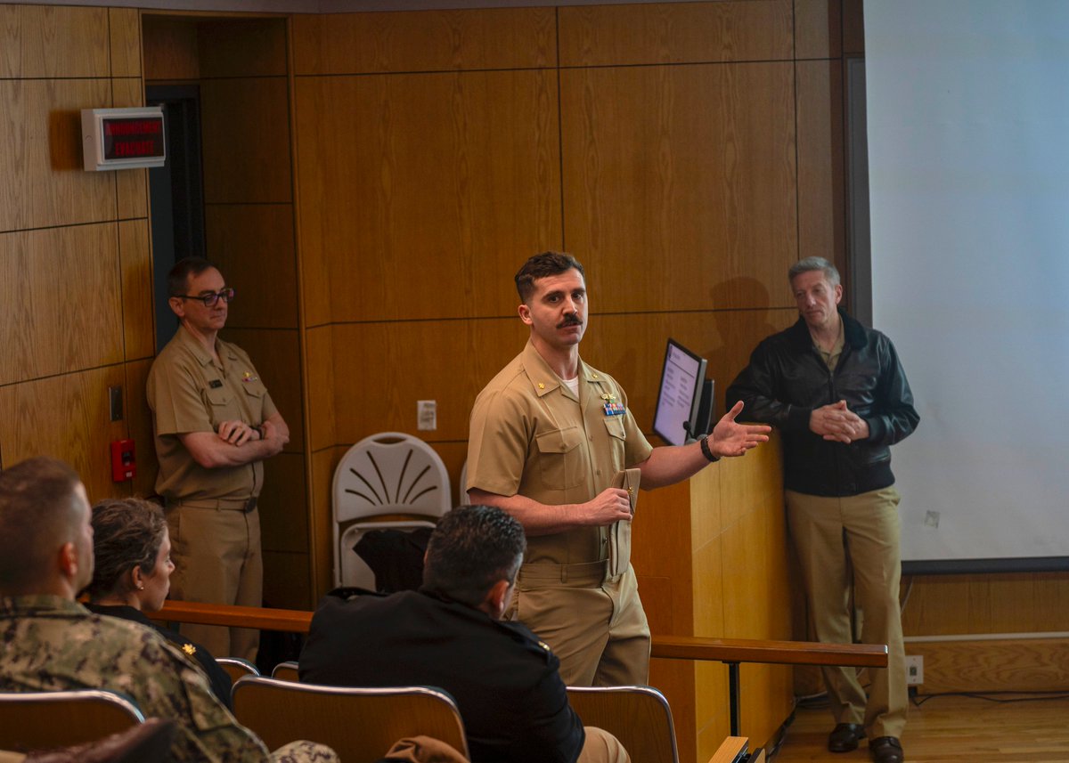 NPS_Monterey's tweet image. RDML Michael Baker, #NavyFAO Community Lead, kicks off the latest Joint FAO Course at NPS, providing newly-selected #FAOs with the critical skills necessary to deliver strategic effects for the @USNavy and nation. @SurfaceWarriors @flynavy 

Read more: linkedin.com/feed/update/ur…