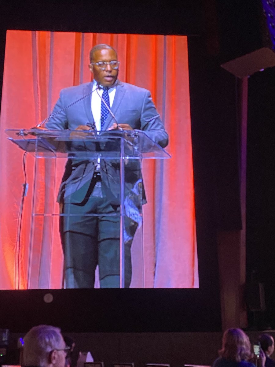 Val Nfonsam (@valnfonsam) on Twitter photo Dr. Stewart giving the Rosalyn lecture at ASC2025. Leading with love and compassion. <a href="/DrJohnHStewart/">Dr. John H. Stewart</a> <a href="/UnivSurg/">Society of University Surgeons (SUS)</a> Dr. Stewart giving the Rosalyn lecture at ASC2025. Leading with love and compassion. <a href="/DrJohnHStewart/">Dr. John H. Stewart</a> <a href="/UnivSurg/">Society of University Surgeons (SUS)</a>