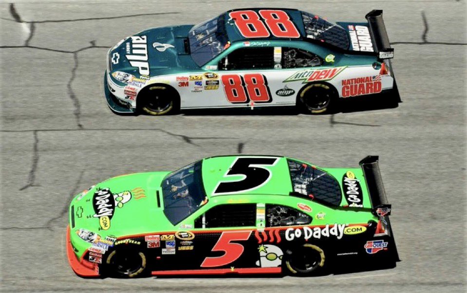5️⃣ days until the #Daytona500  🏁

Mark Martin - 2010 #PoleWinner