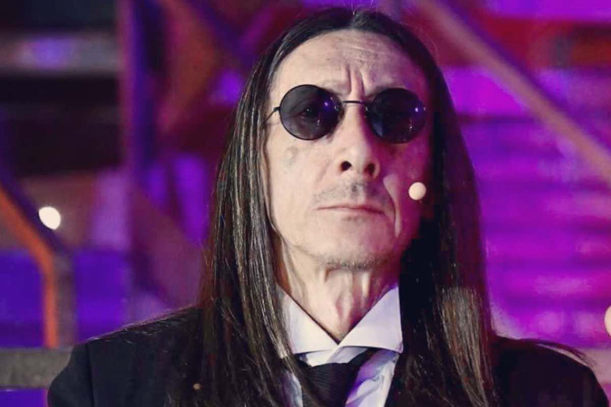 Martinasantom tweet media