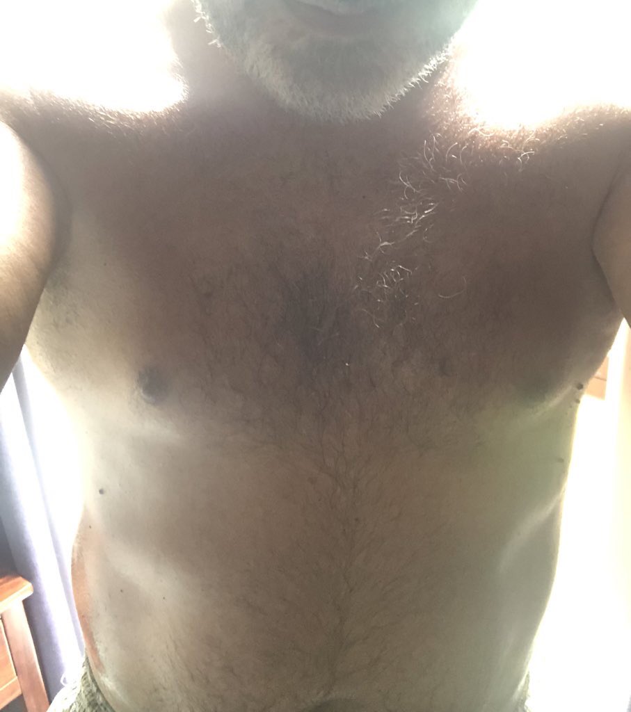 mishinterrupted's tweet photo. • 43
• pleasure/daddy dom
• giver of head pats n forehead kisses
• agegaps, somno, forced orgasms,
  guided orgasms, breeding, ddlg, cnc
• taboo 🖤
• DMs open to moots n followers
  (picky tho)
• 18+ MDNI
#nsfwtwt #agegap #daddy #sub https://t.co/IHLqxE9zqa